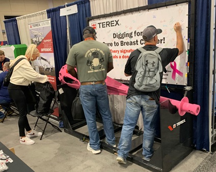 International Lineman's Rodeo attendees sign the Terex Digging for a Cure banner
