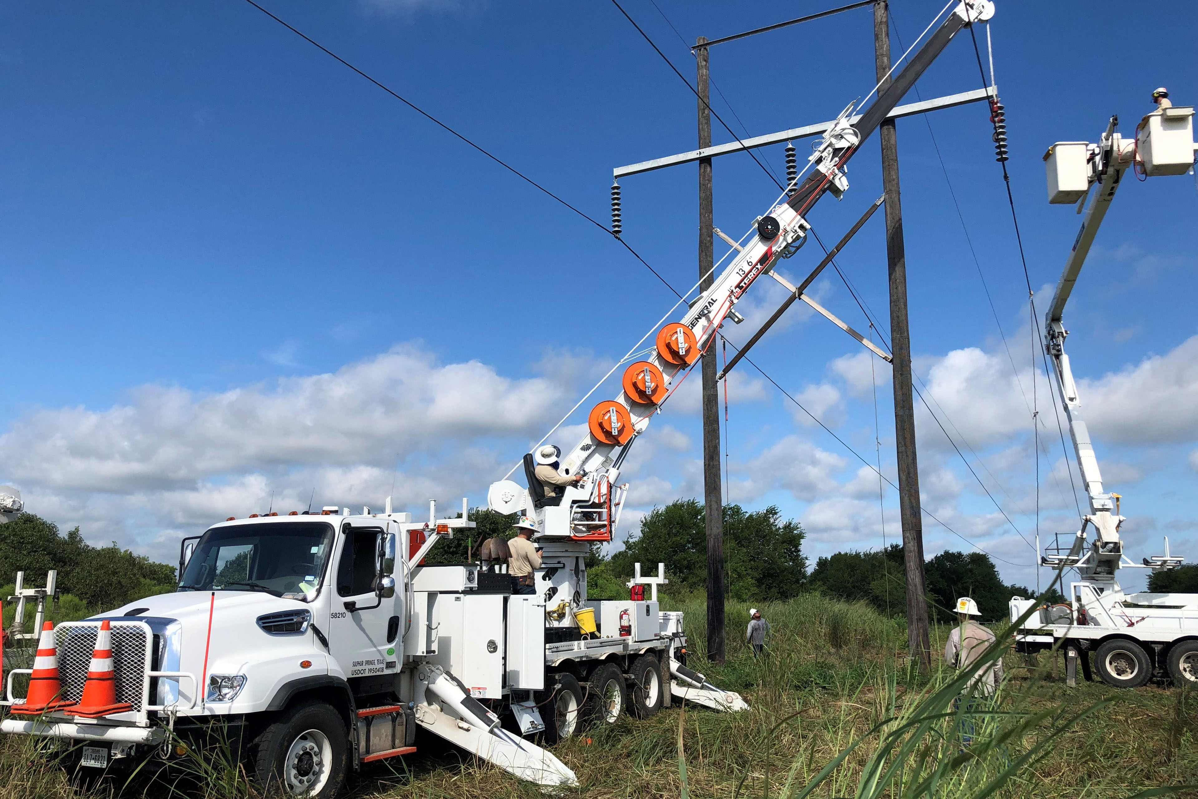 Terex Utilities General 80 | Oncor Sulphur Springs