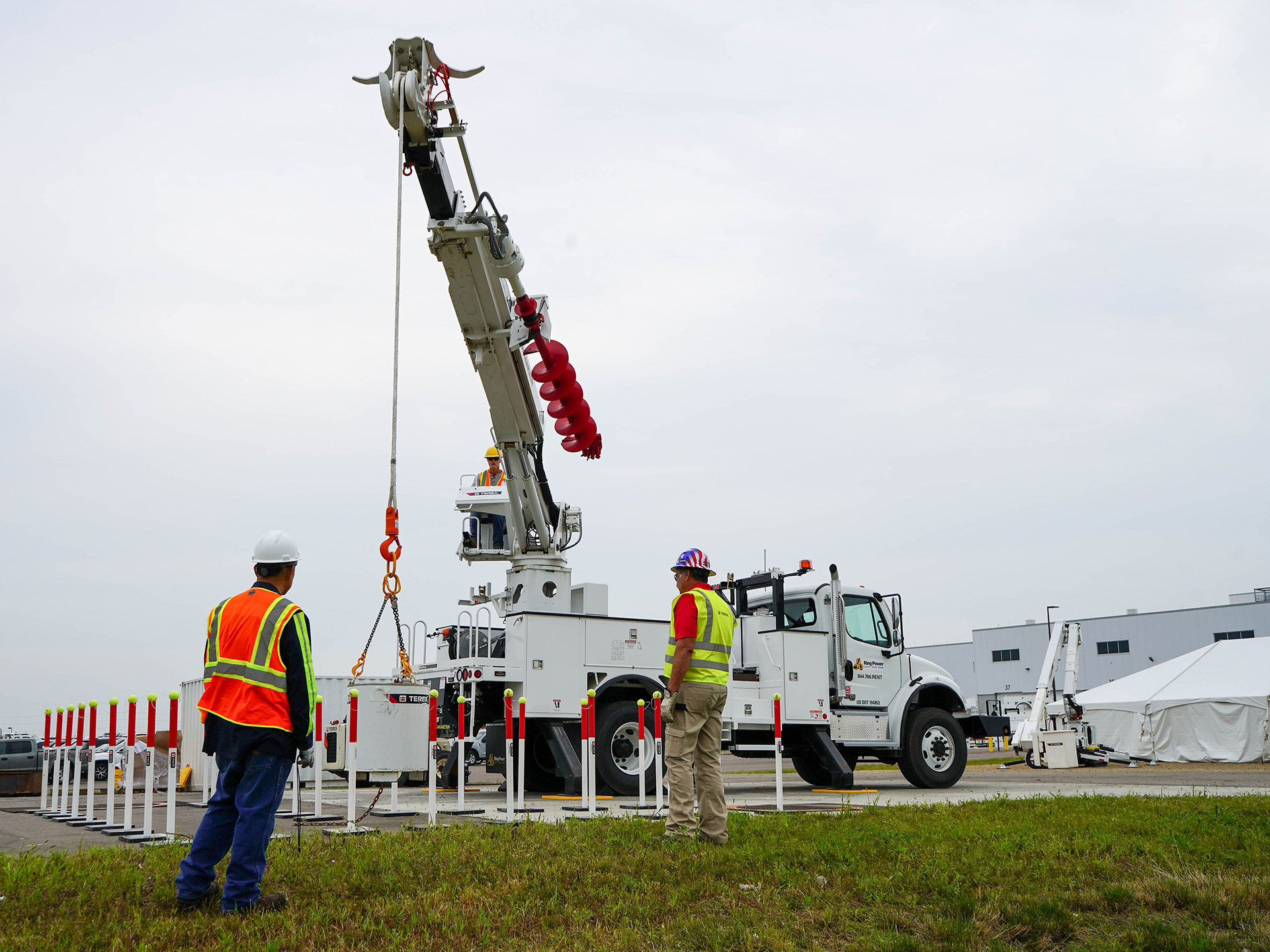 Operator training on digger derrick