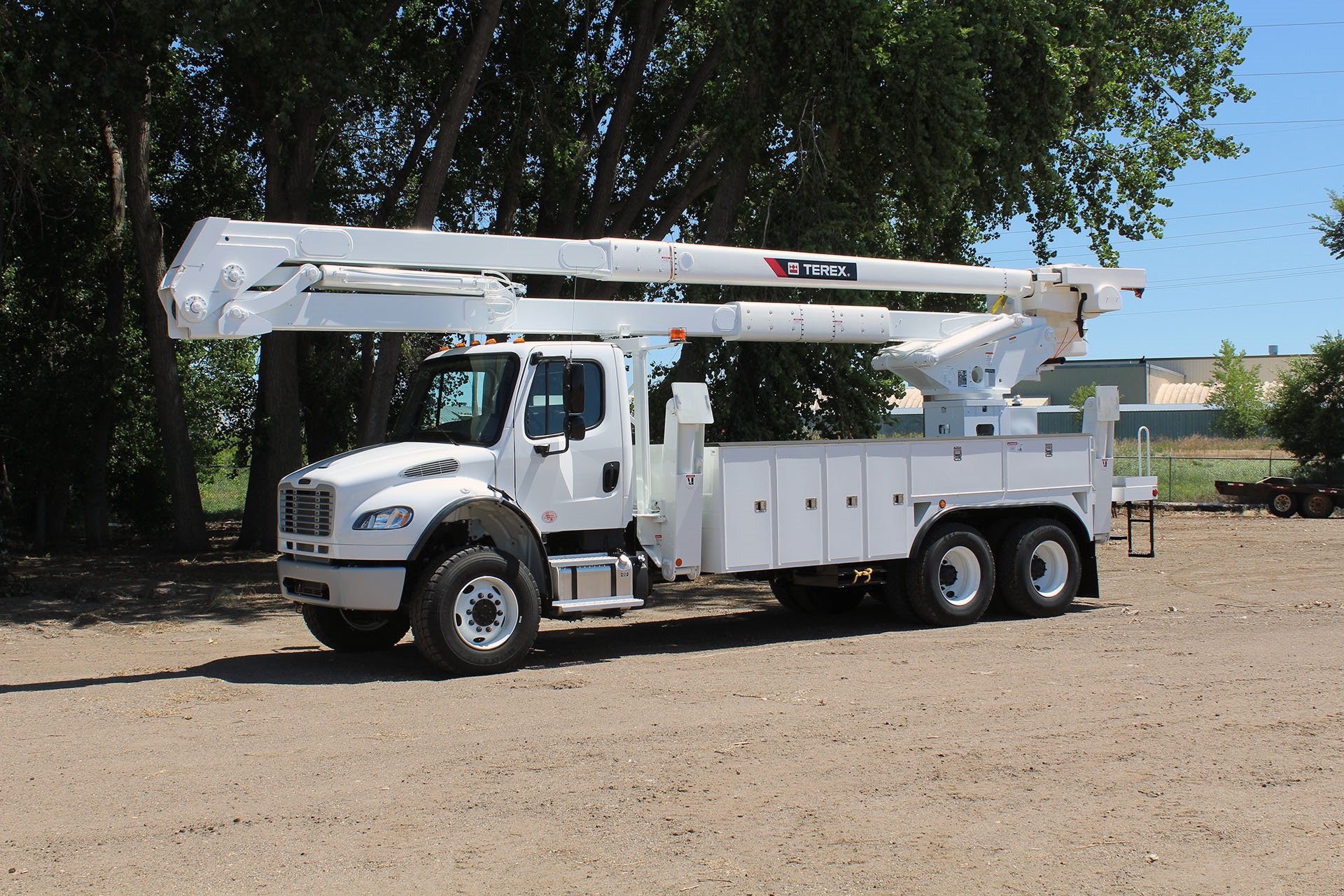 Terex RMX75 bucket truck