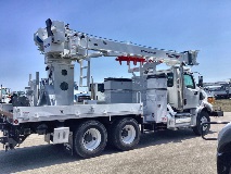 Terex Commander C5055 Digger Derrick in parking lot