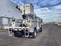 Terex HR46 bucket truck rear view
