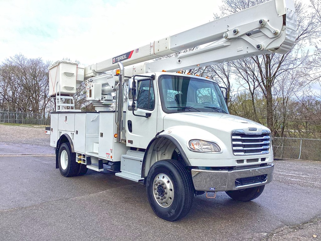 Terex Optima HR55 bucket truck