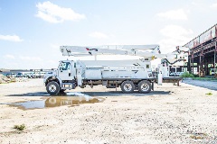 Terex TL80-112 transmission bucket truck