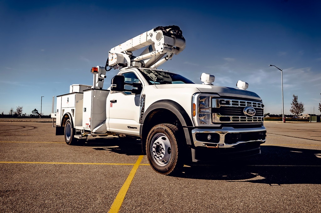 Terex TRX 41 bucket truck
